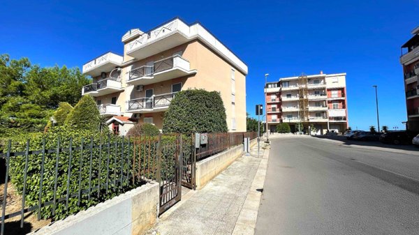 appartamento in vendita a Canosa di Puglia