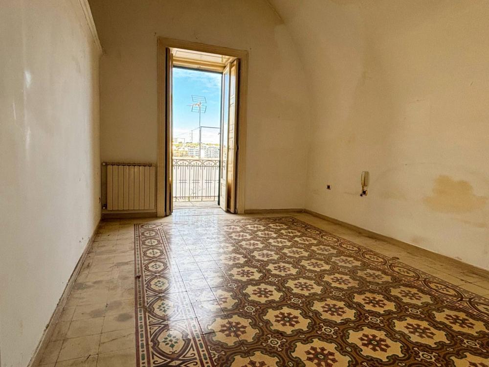 casa indipendente in vendita a Canosa di Puglia