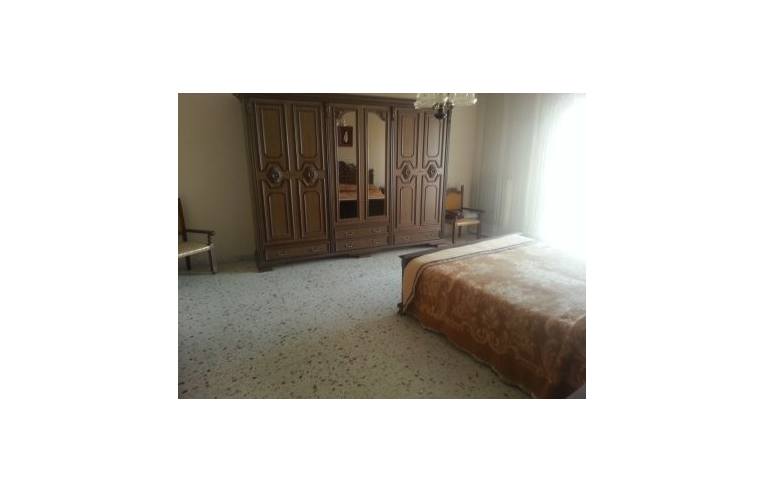 casa indipendente in vendita a Canosa di Puglia