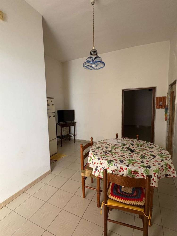 casa indipendente in vendita a Canosa di Puglia