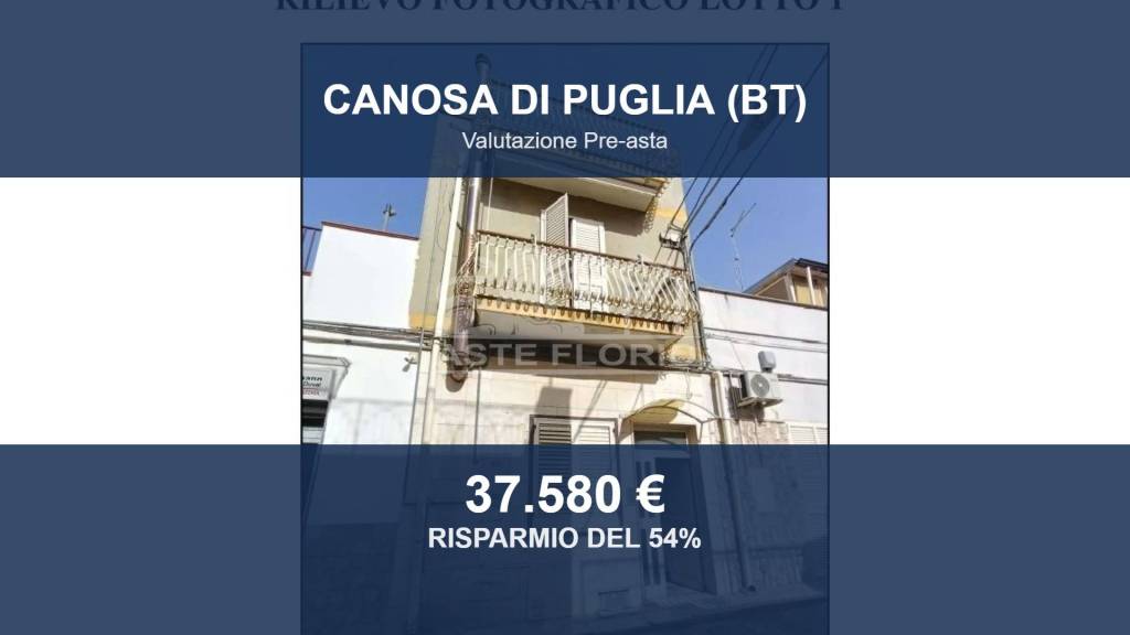 casa indipendente in vendita a Canosa di Puglia