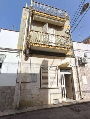 appartamento in vendita a Canosa di Puglia