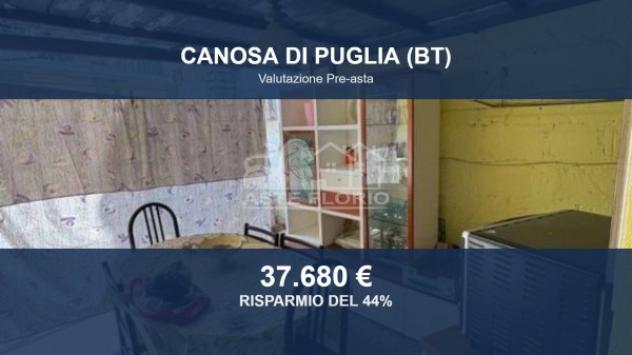casa indipendente in vendita a Canosa di Puglia