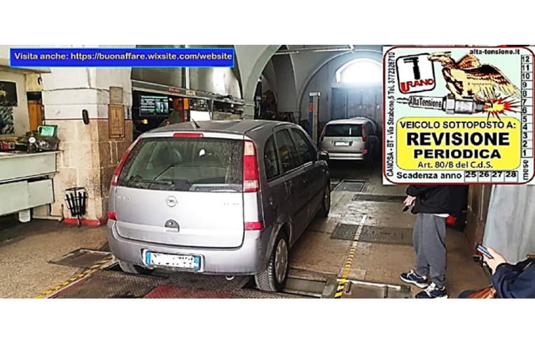 negozio in vendita a Canosa di Puglia