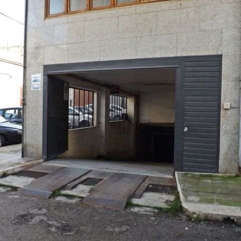 box auto in vendita a Canosa di Puglia
