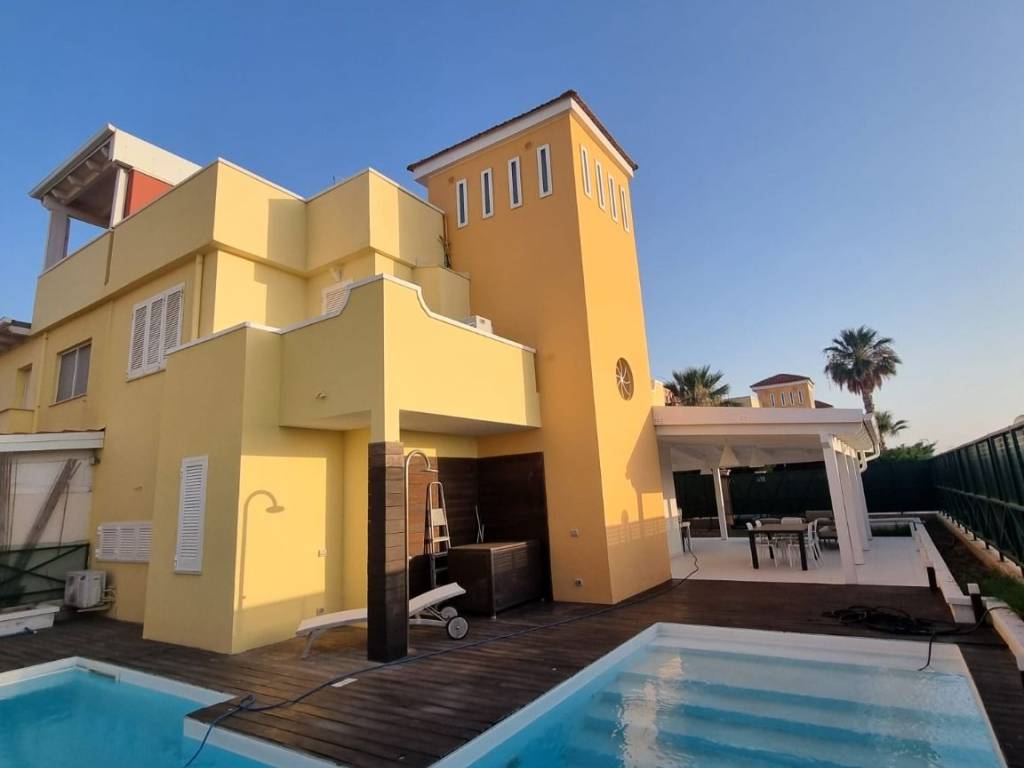casa indipendente in vendita a Margherita di Savoia