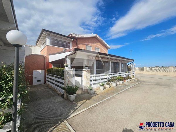 casa indipendente in vendita a Margherita di Savoia