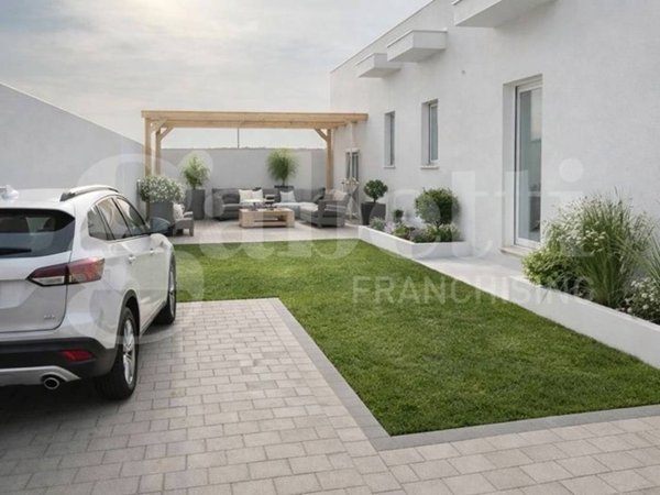 casa indipendente in vendita a Margherita di Savoia