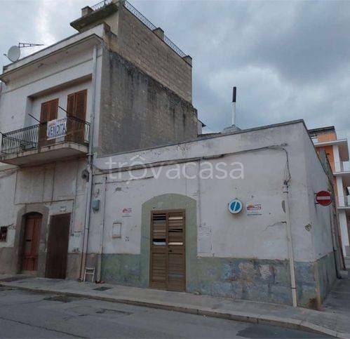 casa indipendente in vendita a San Ferdinando di Puglia