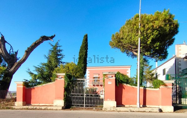 casa indipendente in vendita a Spinazzola