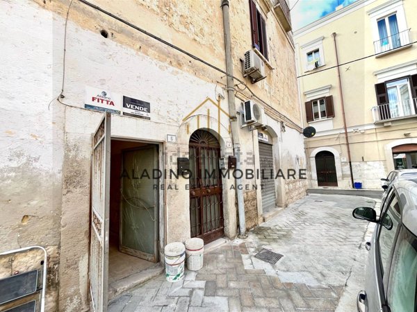 appartamento in vendita a Trani in zona Borgo Medievale