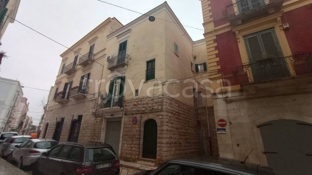 appartamento in vendita a Trani in zona Borgo Ottocentesco