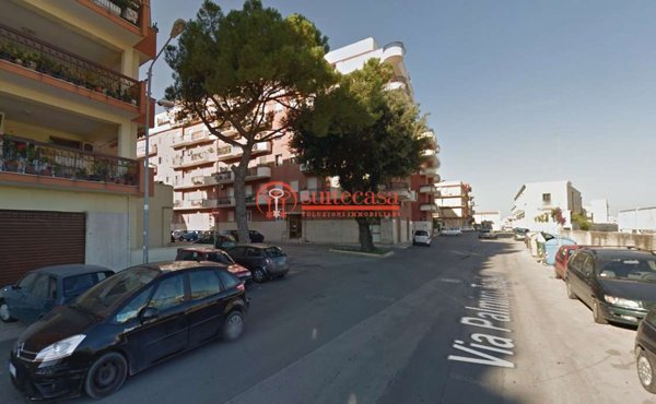 ufficio in vendita a Trani
