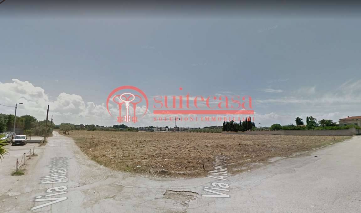 terreno edificabile in vendita a Trani in zona Capirro