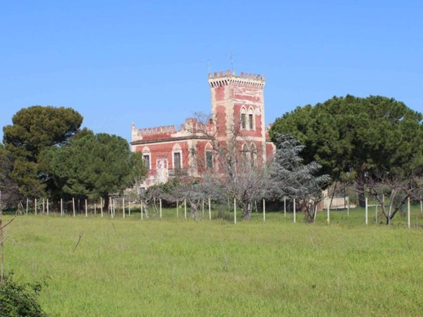 intera palazzina in vendita a Trani