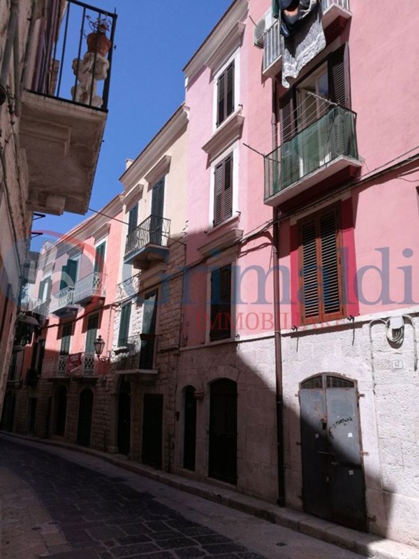 casa indipendente in vendita a Trani in zona Borgo Medievale