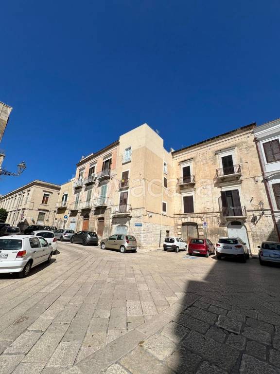 appartamento in vendita a Trani in zona Borgo Medievale