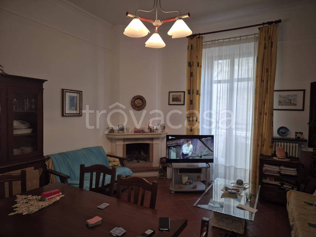appartamento in vendita a Trani in zona Borgo Ottocentesco