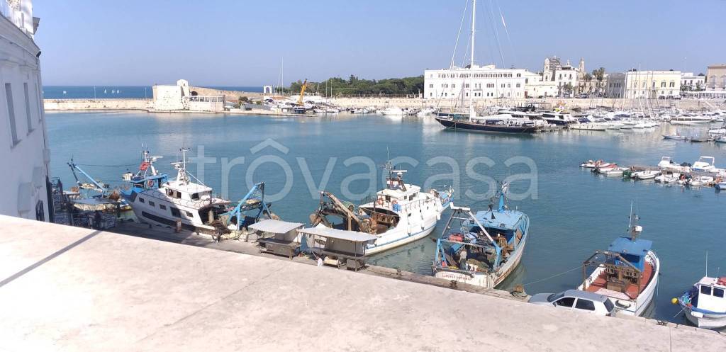 appartamento in vendita a Trani in zona Borgo Medievale