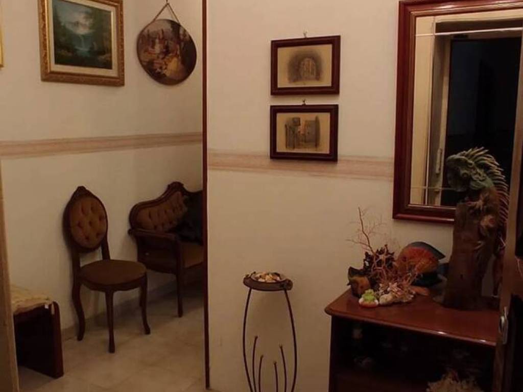 appartamento in vendita a Trani in zona Borgo Ottocentesco