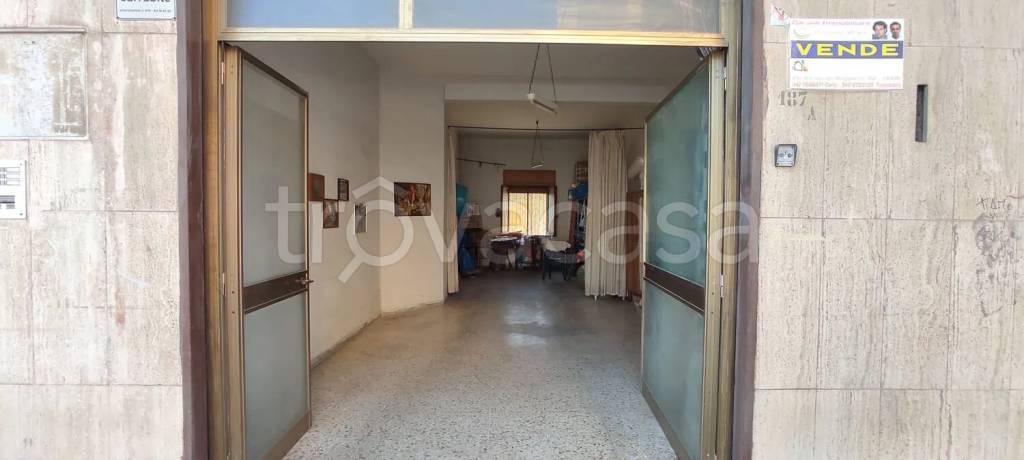 monolocale in vendita a Trani in zona Borgo Ottocentesco
