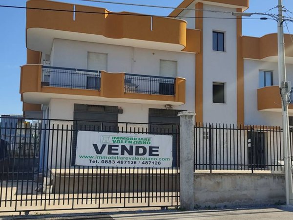 intera palazzina in vendita a Trani