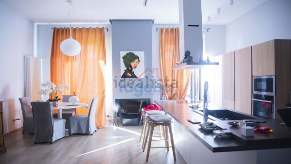 appartamento in vendita a Trani in zona Borgo Ottocentesco