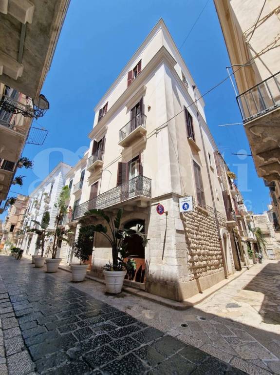 casa indipendente in vendita a Trani in zona Borgo Medievale