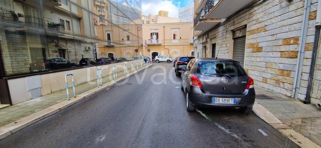 negozio in vendita a Trani in zona Borgo Medievale