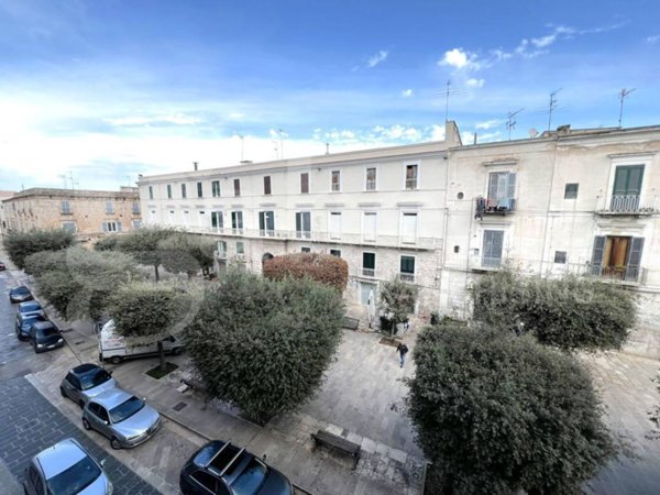 appartamento in vendita a Trani in zona Borgo Medievale