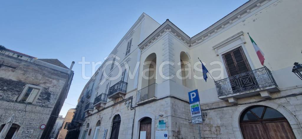 appartamento in vendita a Trani in zona Borgo Medievale