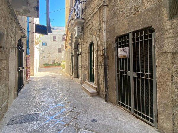 appartamento in vendita a Trani in zona Borgo Medievale
