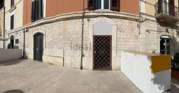 casa indipendente in vendita a Trani in zona Borgo Ottocentesco