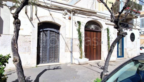 monolocale in vendita a Trani in zona Borgo Ottocentesco