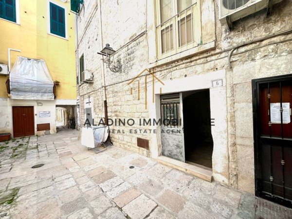 appartamento in vendita a Trani in zona Borgo Medievale
