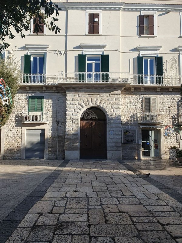 appartamento in vendita a Trani in zona Borgo Medievale
