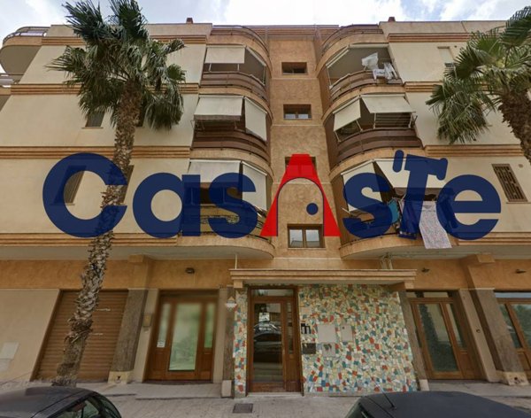 appartamento in vendita a Trani in zona Borgo Ottocentesco