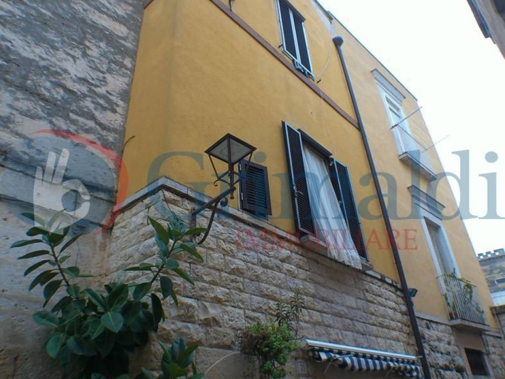 casa indipendente in vendita a Trani in zona Borgo Medievale