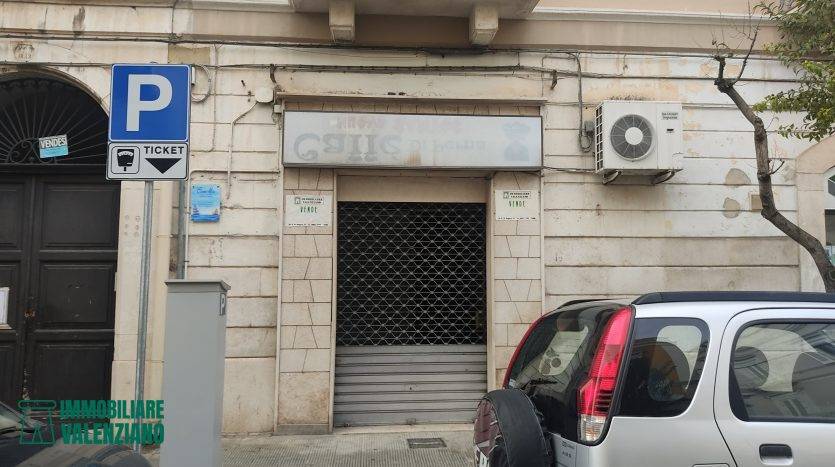 negozio in vendita a Trani