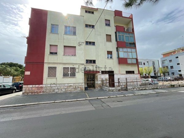 appartamento in vendita a Trani in zona Borgo Ottocentesco