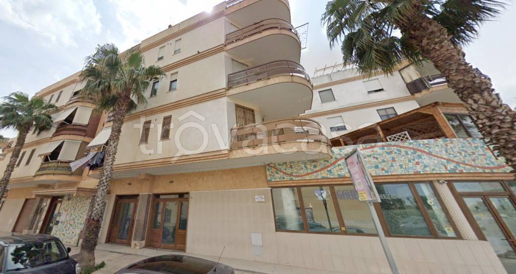 appartamento in vendita a Trani in zona Borgo Medievale