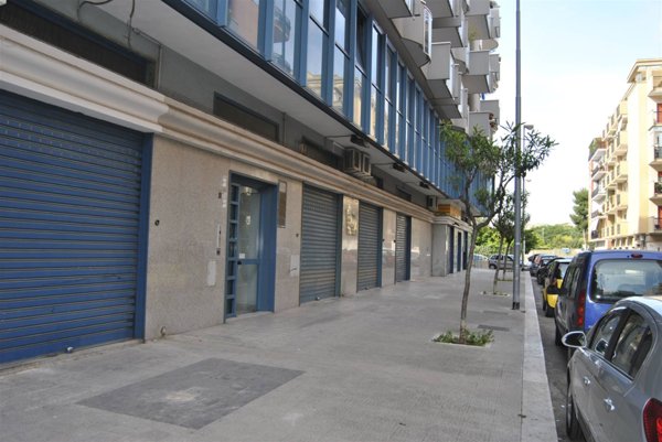ufficio in vendita a Trani