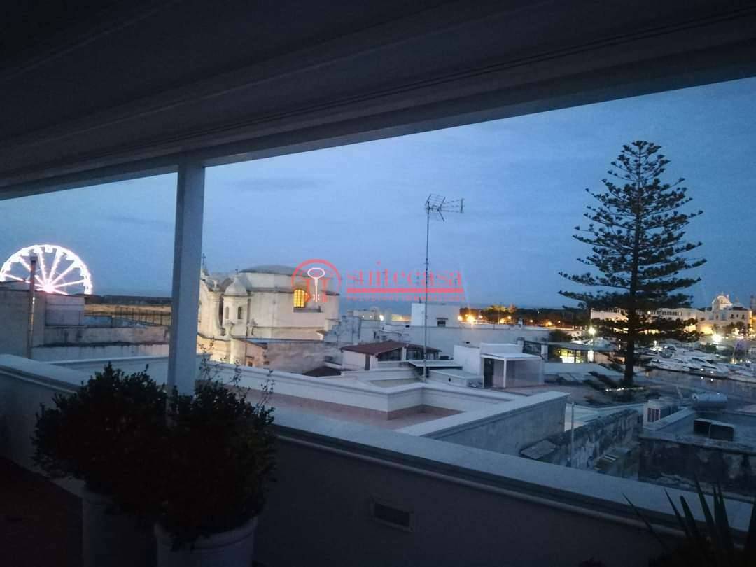 appartamento in vendita a Trani in zona Borgo Medievale