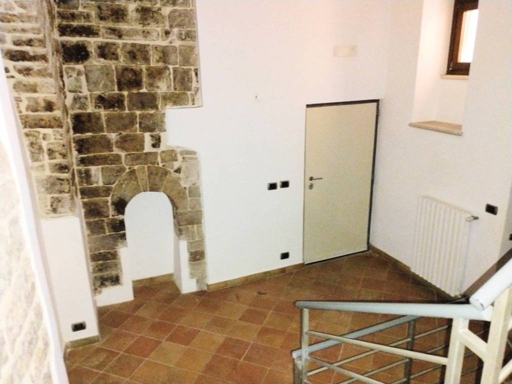 appartamento in vendita a Trani in zona Borgo Medievale