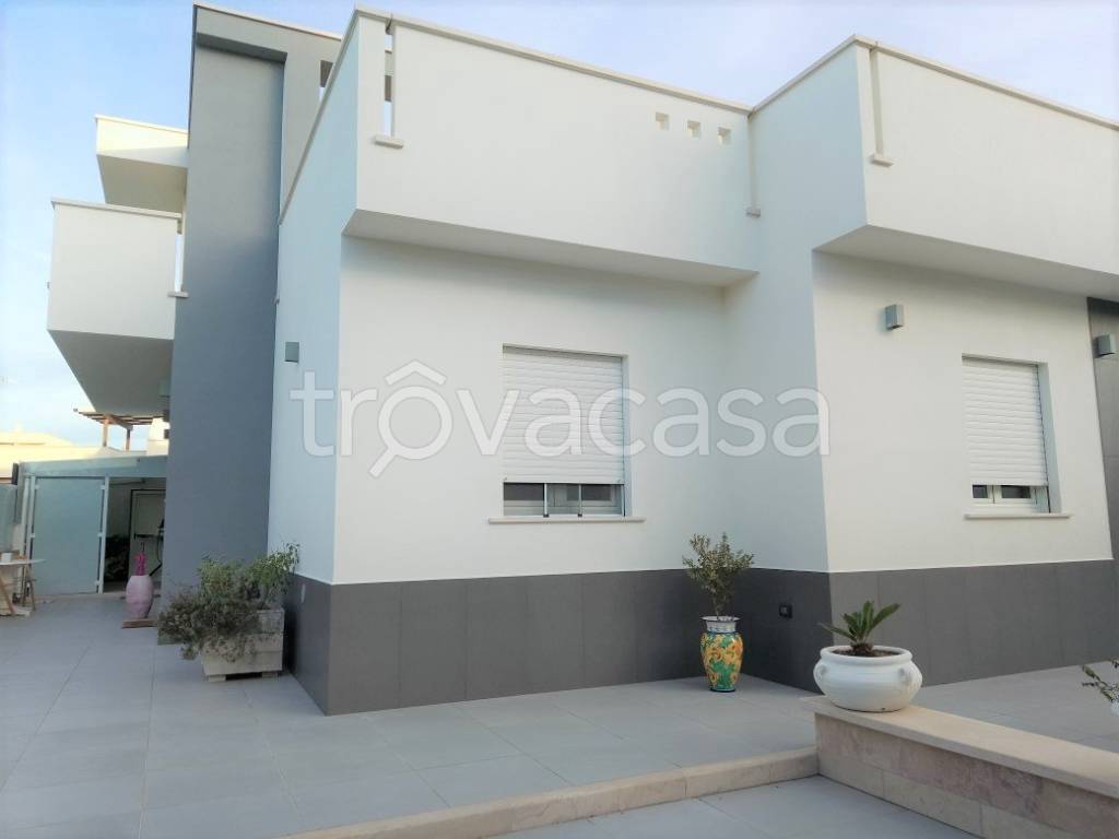 casa indipendente in vendita a Trani