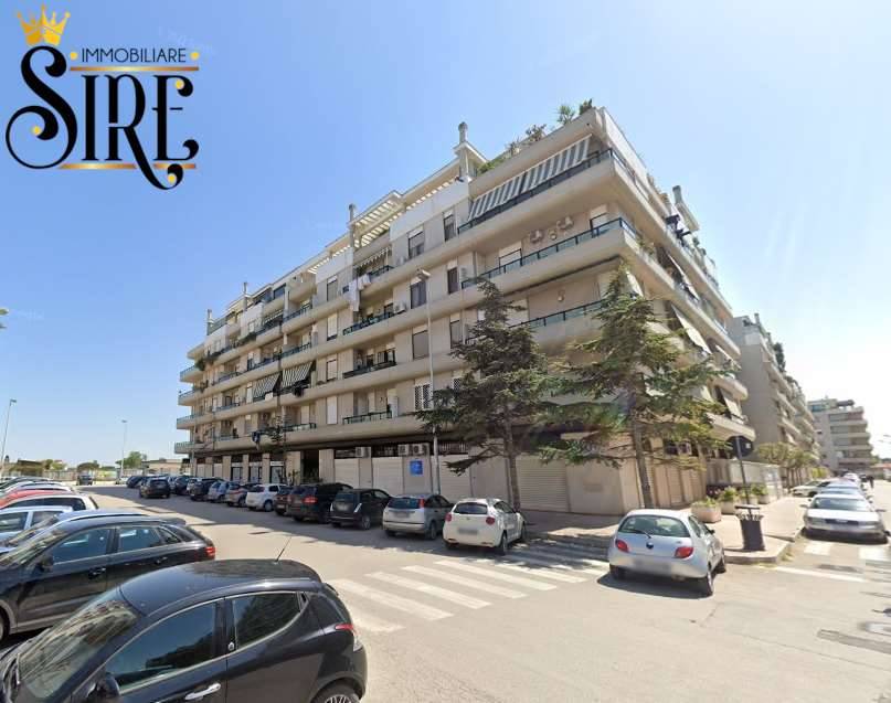 negozio in vendita a Trani
