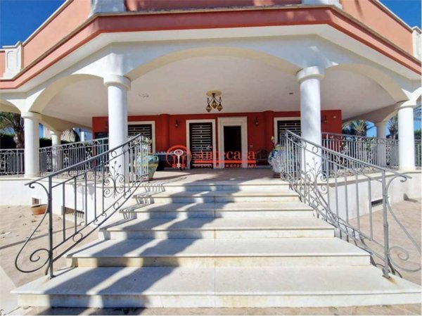 casa indipendente in vendita a Trani in zona Borgo Medievale