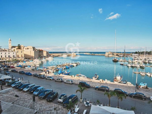 appartamento in vendita a Trani in zona Borgo Medievale