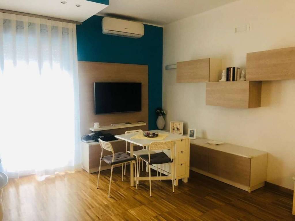 appartamento in vendita a Trani in zona Borgo Ottocentesco