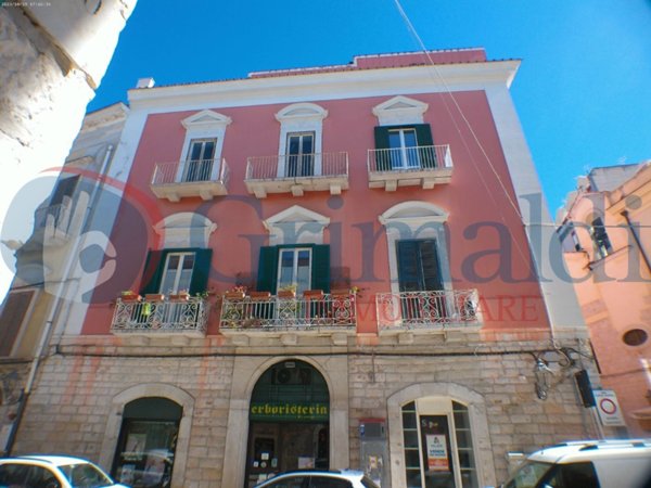 appartamento in vendita a Trani in zona Borgo Medievale